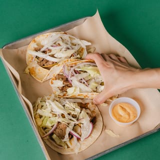 3 beef tacos
